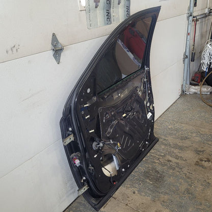 2019 ESCALADE RH FRONT DOOR BLACK 6L1.5 LIP DENTED 29184 - image 10