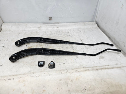 2019 ESCALADE FRONT WINDSHIELD WIPER ARMS ARM PAIR 29190 - image 6