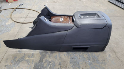 2019 ESCALADE FRONT CENTER CONSOLE BLACK 29210 - image 2