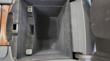 2019 ESCALADE FRONT CENTER CONSOLE BLACK 29210 - image 10