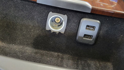2019 ESCALADE FRONT CENTER CONSOLE BLACK 29210 - image 13