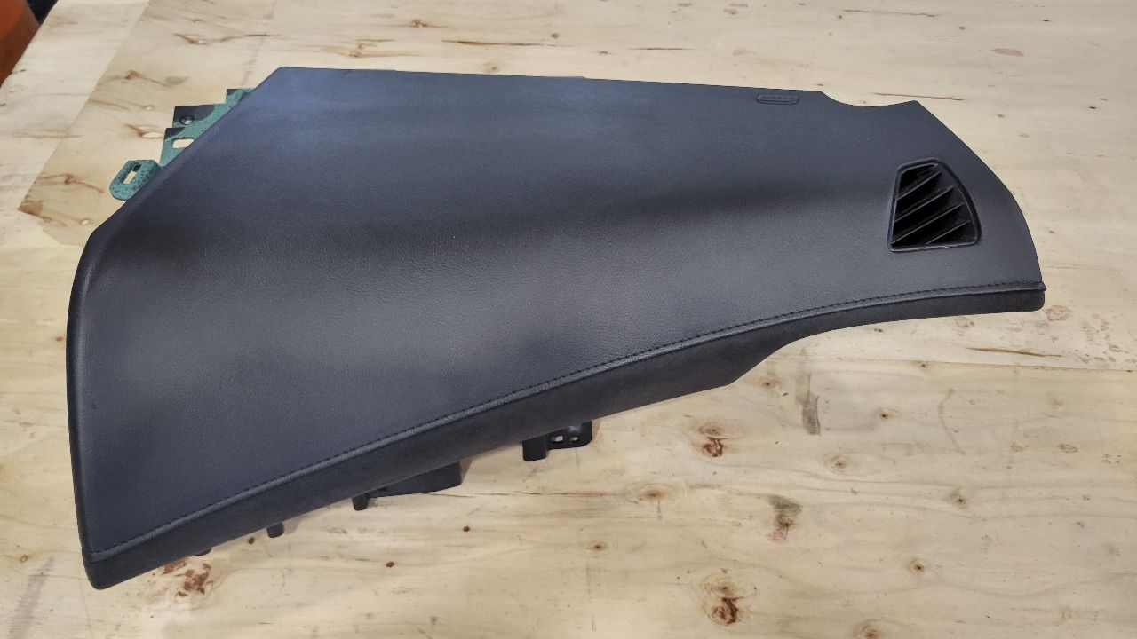 2019 ESCALADE RH PASSENGER DASH PANEL W/BAG 29217 - image 1