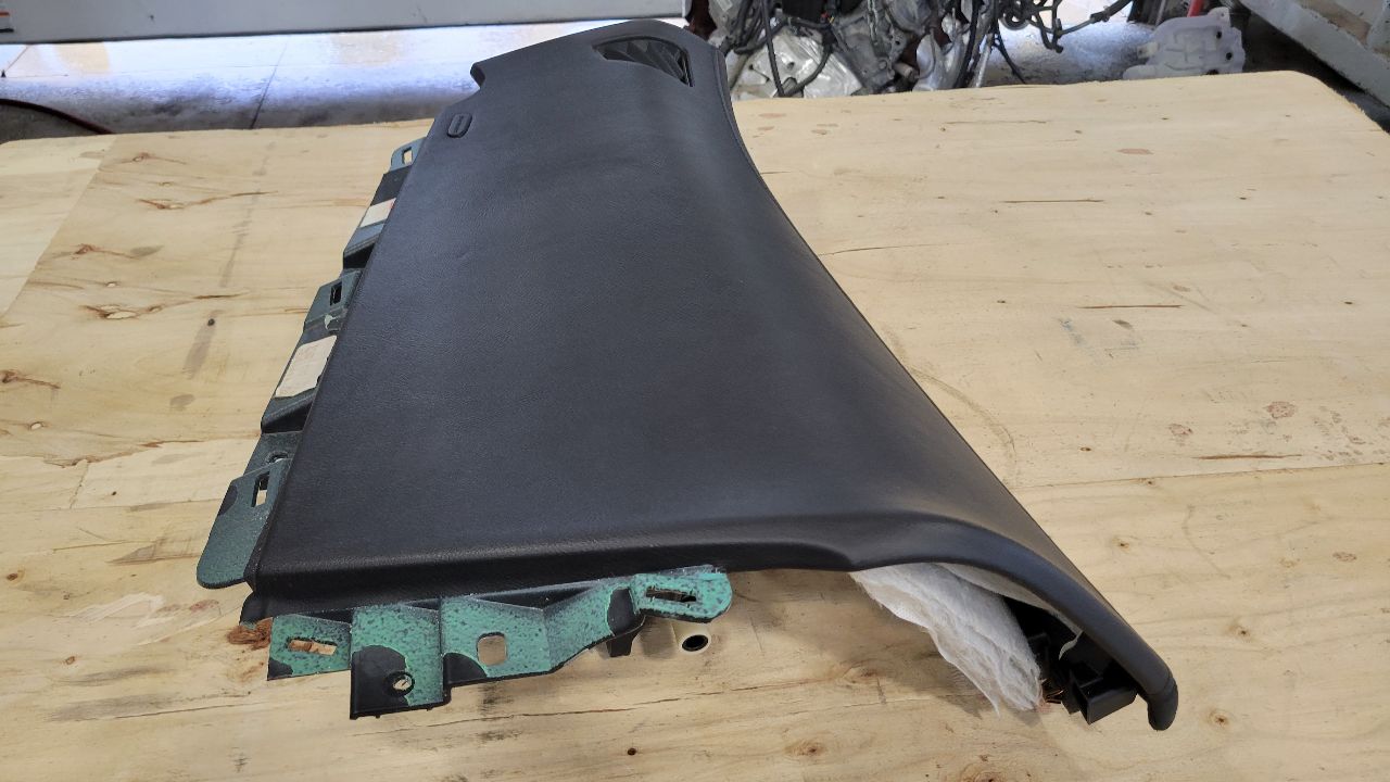 2019 ESCALADE RH PASSENGER DASH PANEL W/BAG 29217 - image 3