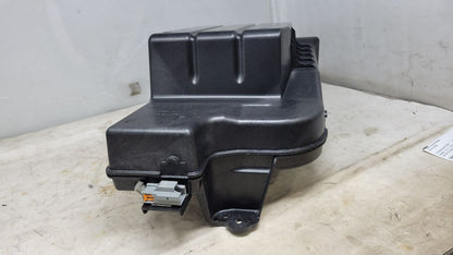 2019 ESCALADE CENTER CONSOLE BOSE SUBWOOFER 29225 - image 4