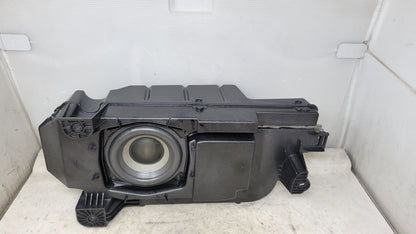 2019 ESCALADE CENTER CONSOLE BOSE SUBWOOFER 29225 - image 10