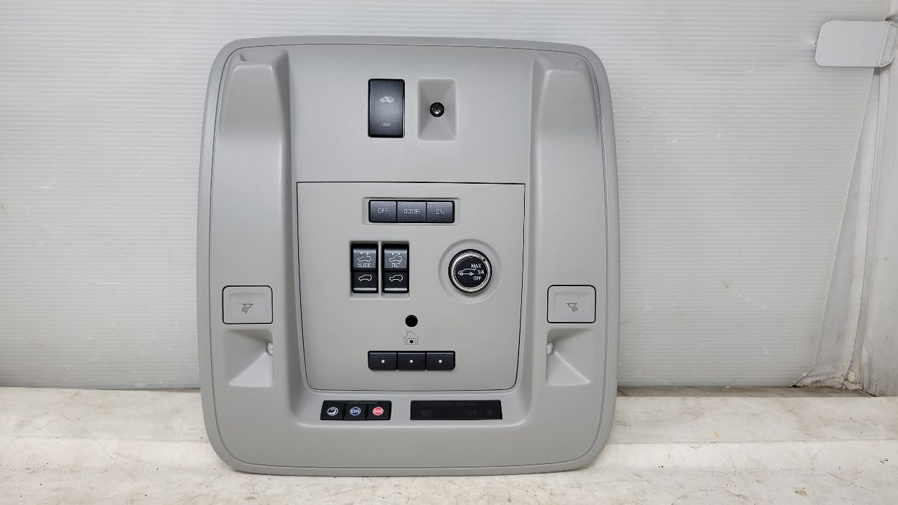 2019 ESCALADE OVERHEAD CONSOLE WITH SUNROOF 29231 - image 1