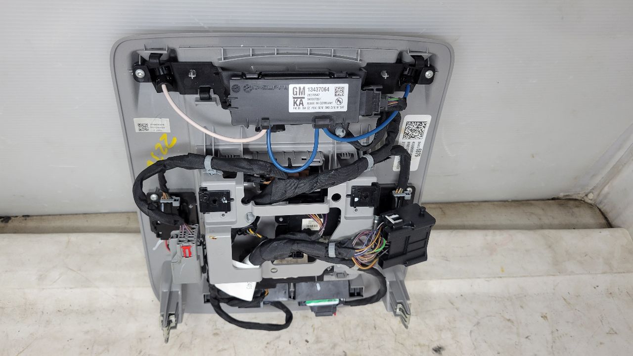 2019 ESCALADE OVERHEAD CONSOLE WITH SUNROOF 29231 - image 10