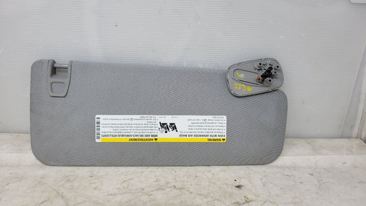 2019 ESCALADE LH DRIVER SUN VISOR LIGHTED ASH GREY 29237 - image 1