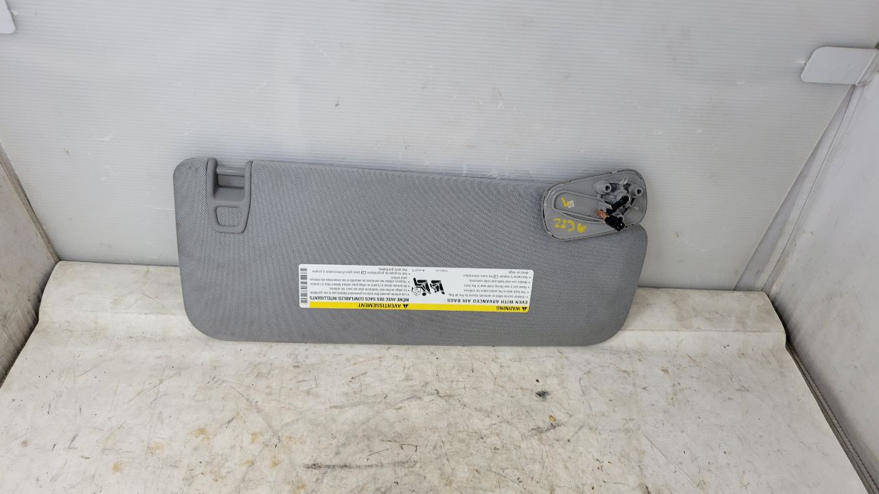 2019 ESCALADE LH DRIVER SUN VISOR LIGHTED ASH GREY 29237 - image 2