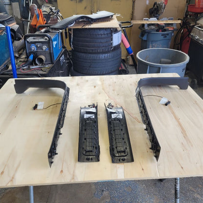 2019 ESCALADE ILLUMINDATED DOOR SILLS SET OF 4 29254 - image 9
