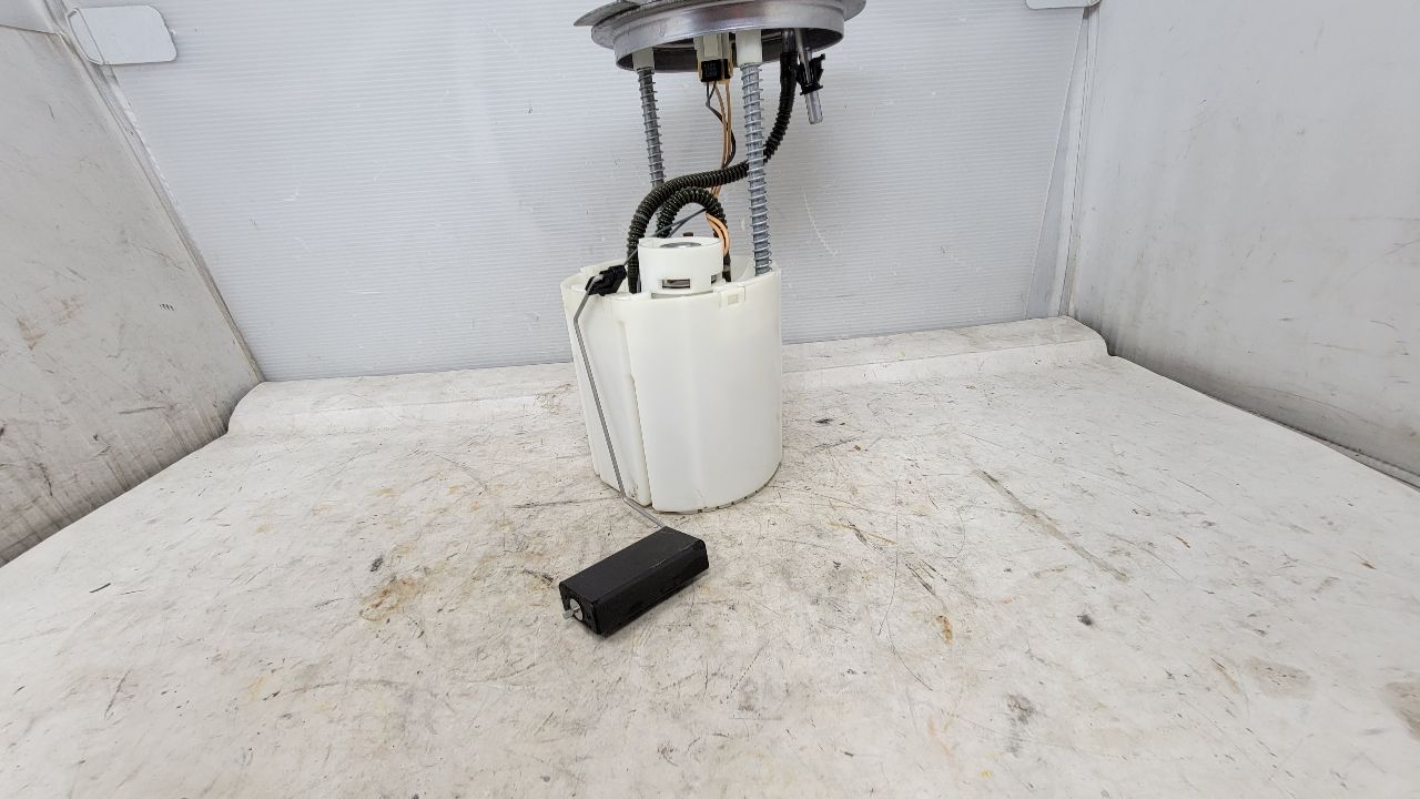 OEM 6.2L FUEL PUMP 13513337 96K MI 29257 - image 6