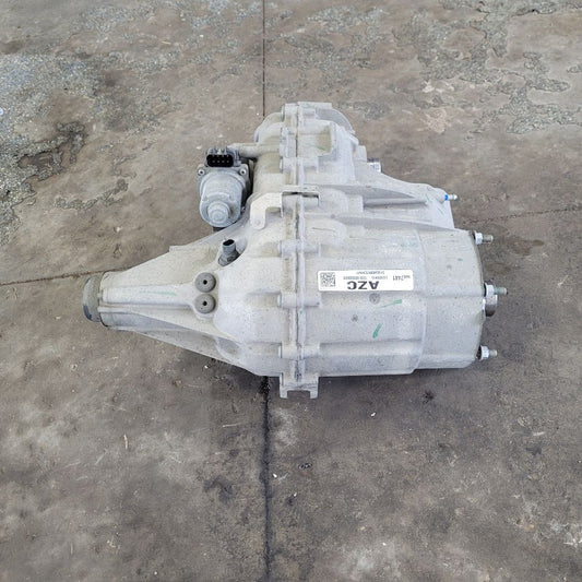 2019 ESCALADE TRANSFER CASE AZL 96K MILES 29260 - image 2