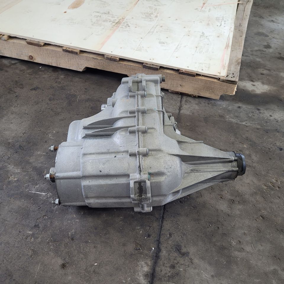 2019 ESCALADE TRANSFER CASE AZL 96K MILES 29260 - image 9