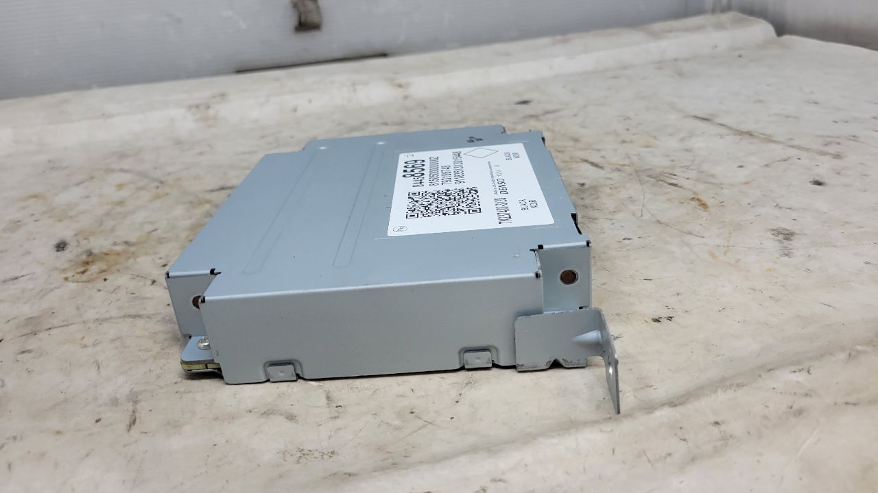 2019 ESCALADE 360 SURROUND VIEW MODULE 84458569 29270 - image 3