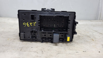 2019 ESCALADE DASH CABIN FUSE BOX 84114433 29271 - image 6