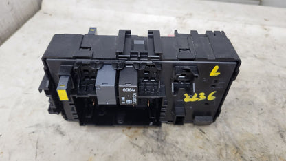 2019 ESCALADE DASH CABIN FUSE BOX 84114432 29278 - image 8