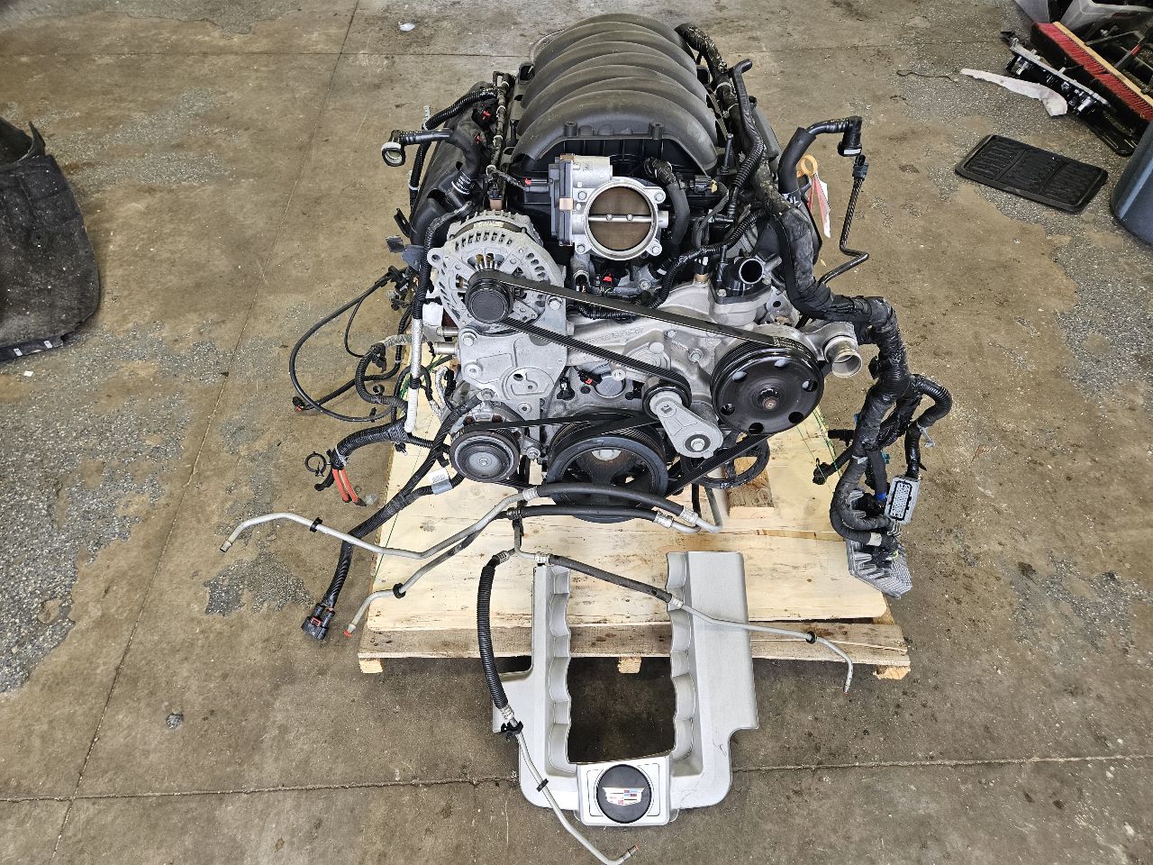 2019 ESCALADE L86 6.2L & 4WD 10L80 DROP OUT 96K MI 29291 - image 2