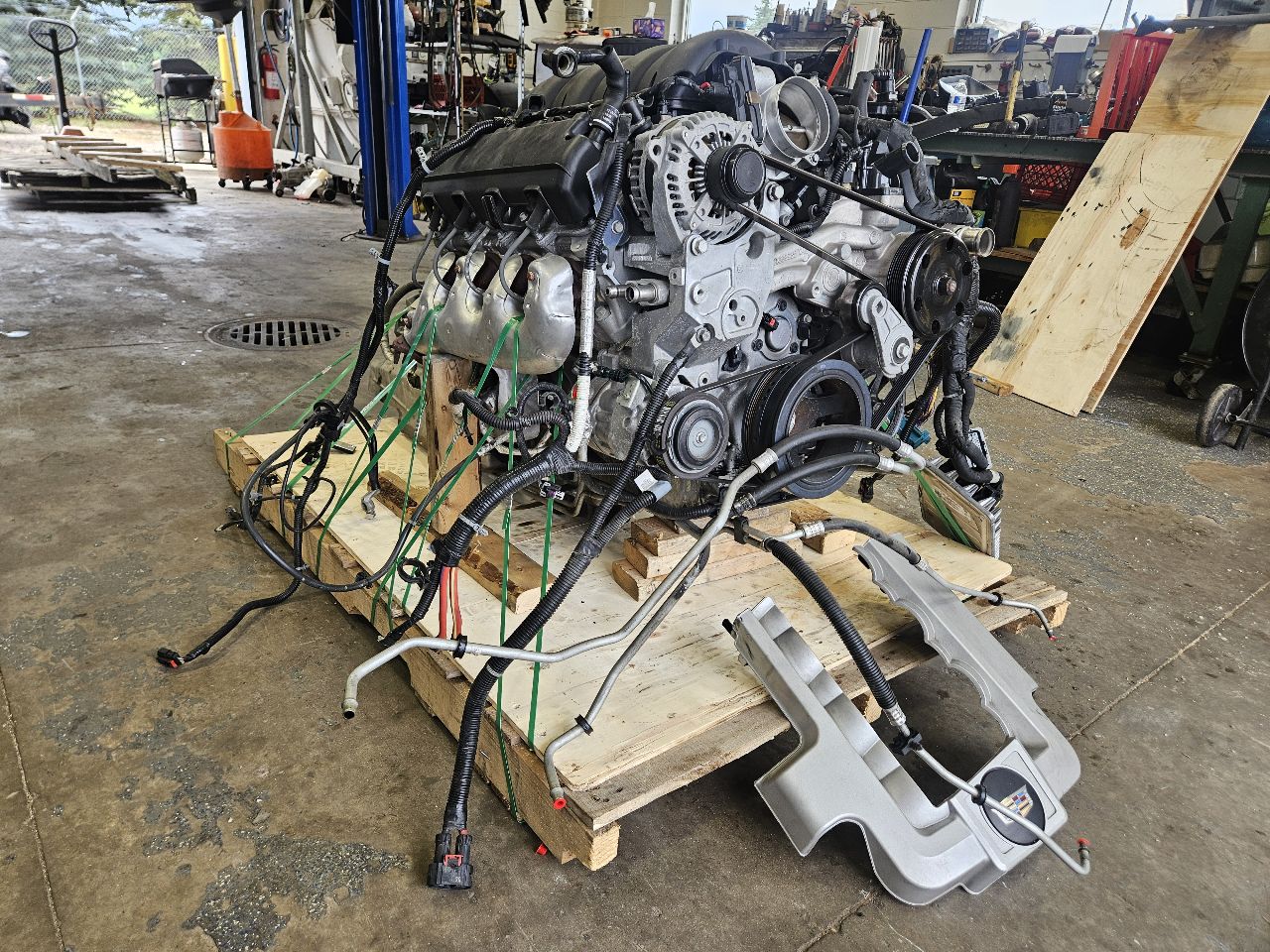 2019 ESCALADE L86 6.2L & 4WD 10L80 DROP OUT 96K MI 29291 - image 16