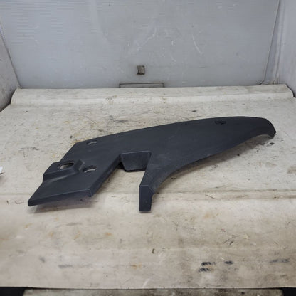 2018 CAMARO RH TAIL LAMP COVER FILLER PANEL TRIM 29324 - image 1