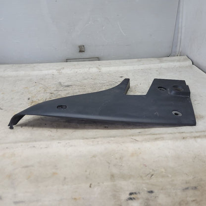 2018 CAMARO RH TAIL LAMP COVER FILLER PANEL TRIM 29324 - image 3