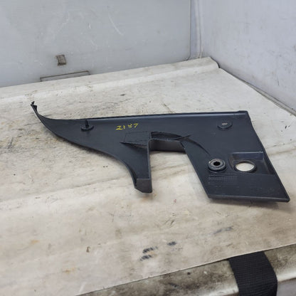 2018 CAMARO RH TAIL LAMP COVER FILLER PANEL TRIM 29324 - image 7