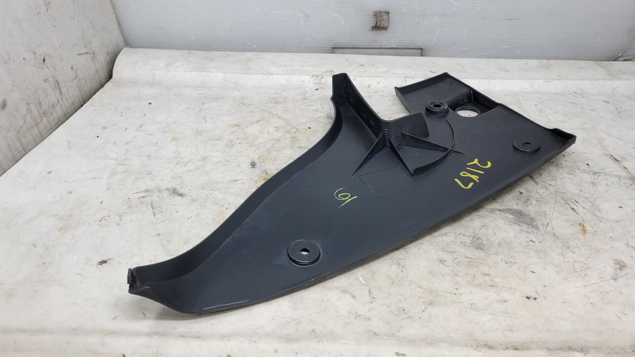 2018 CAMARO LH TAIL LAMP COVER FILLER PANEL 29325 - image 9
