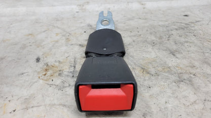 2018 CAMARO REAR SEAT BELT BUCKLE 84002412 29331 - image 7