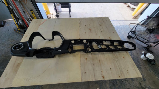 2018 CAMARO DASH CLUSTER RADIO BEZEL TRIM 29333 - image 1