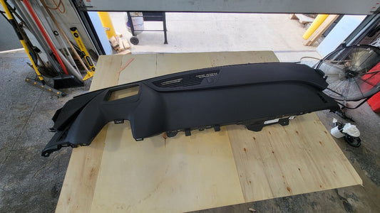 2018 CAMARO UPPER DASH PAD W/BAG & HUD CUTOUT 29342 - image 1