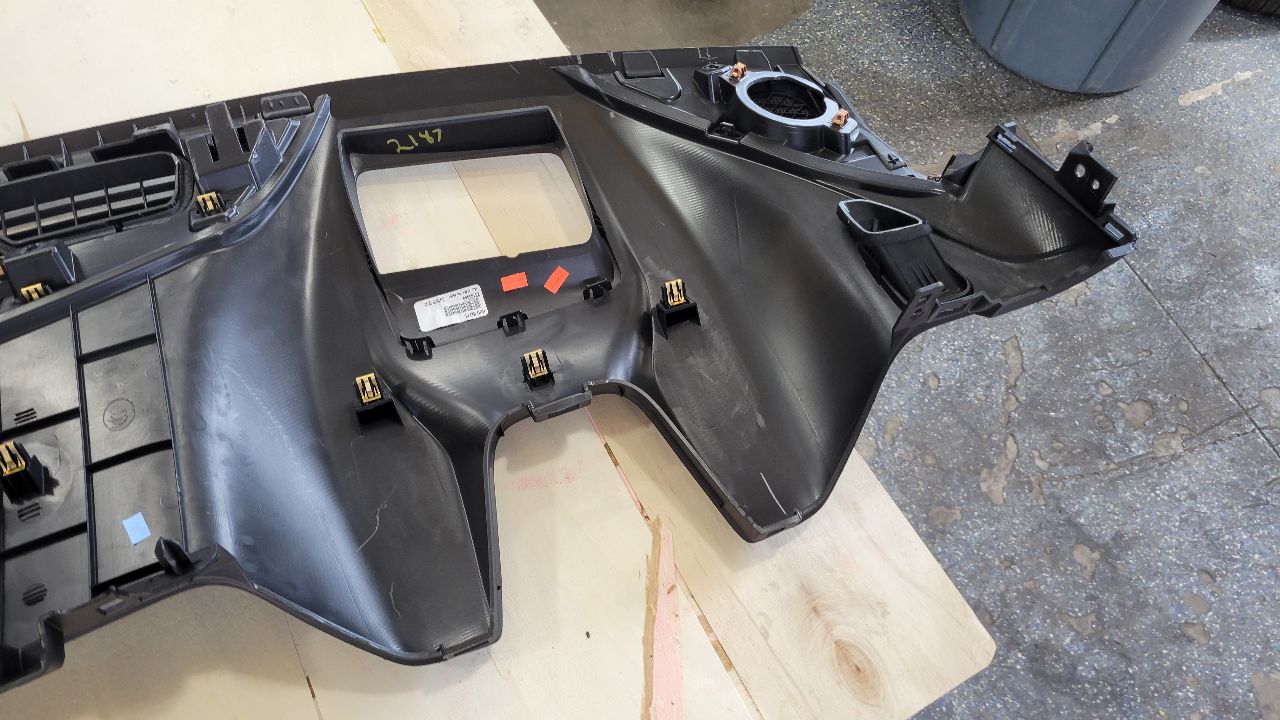2018 CAMARO UPPER DASH PAD W/BAG & HUD CUTOUT 29342 - image 13