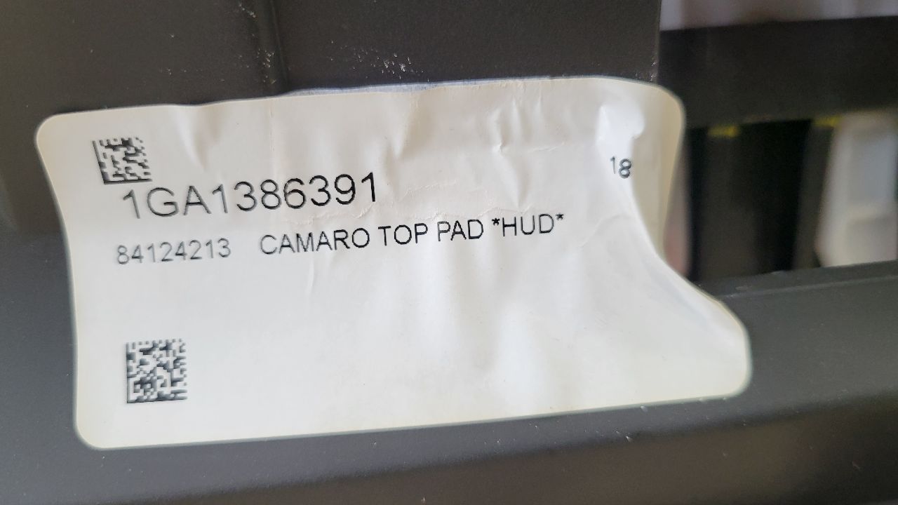 2018 CAMARO UPPER DASH PAD W/BAG & HUD CUTOUT 29342 - image 16