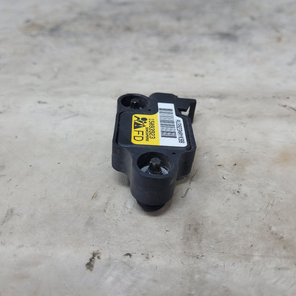 2008 YUKON FRONT DOOR CRASH SENSOR 15093923 29355 - image 4