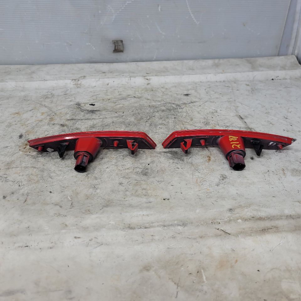 2018 CAMARO ORACLE LED REAR MARKER LAMPS PAIR 29377 - image 3