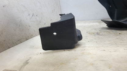 2018 CAMARO LOWER AIR CLEANER BAFFLE DUCT 29416 - image 5