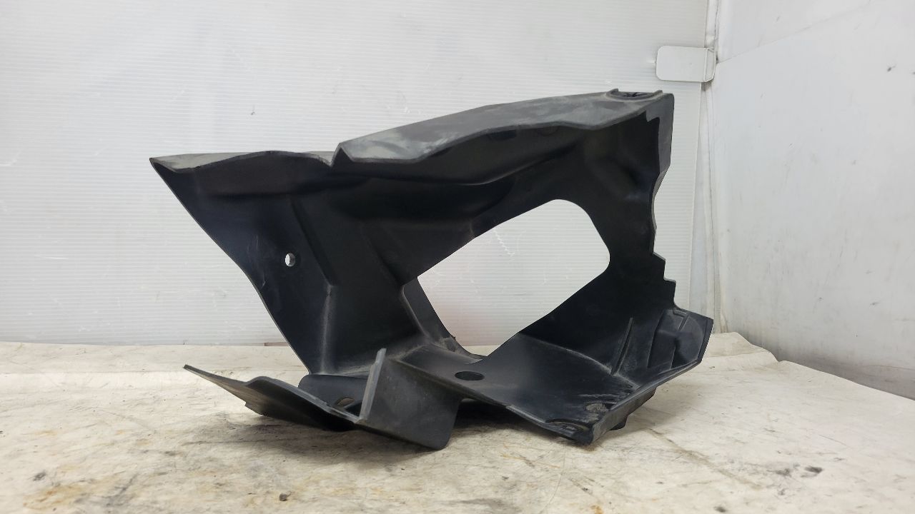 2018 CAMARO LOWER AIR CLEANER BAFFLE DUCT 29416 - image 7