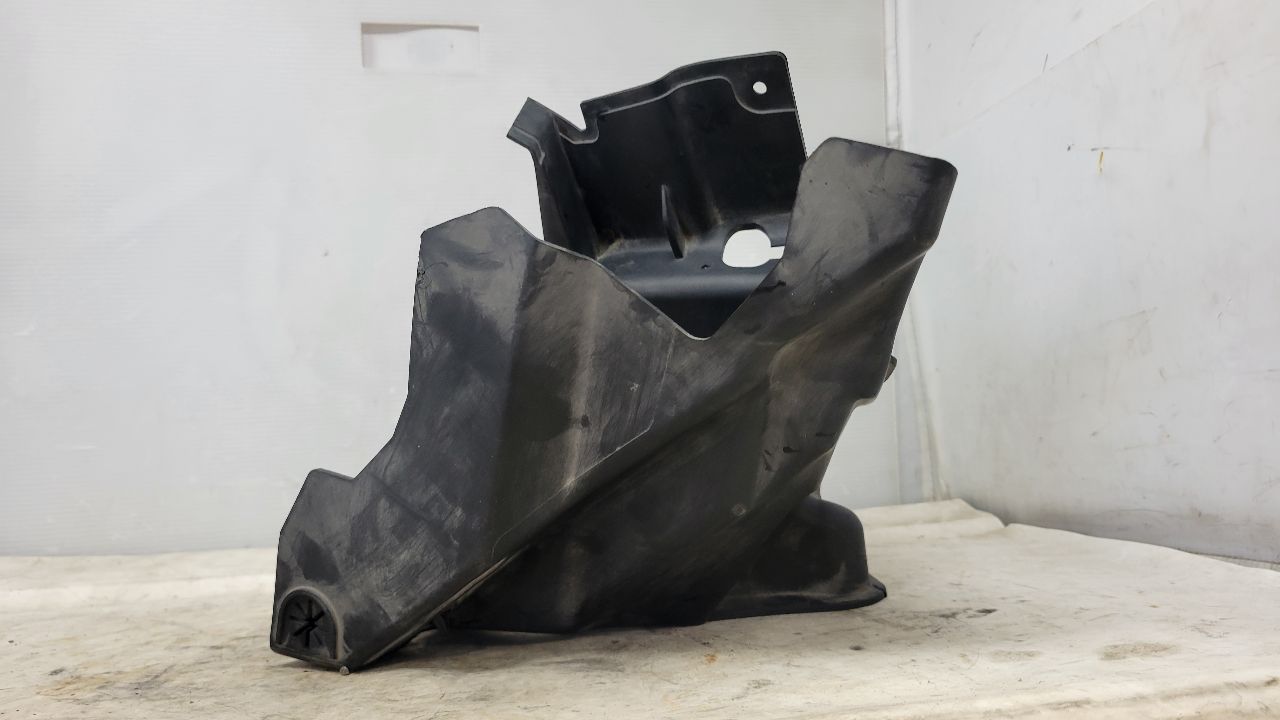 2018 CAMARO LOWER AIR CLEANER BAFFLE DUCT 29416 - image 10