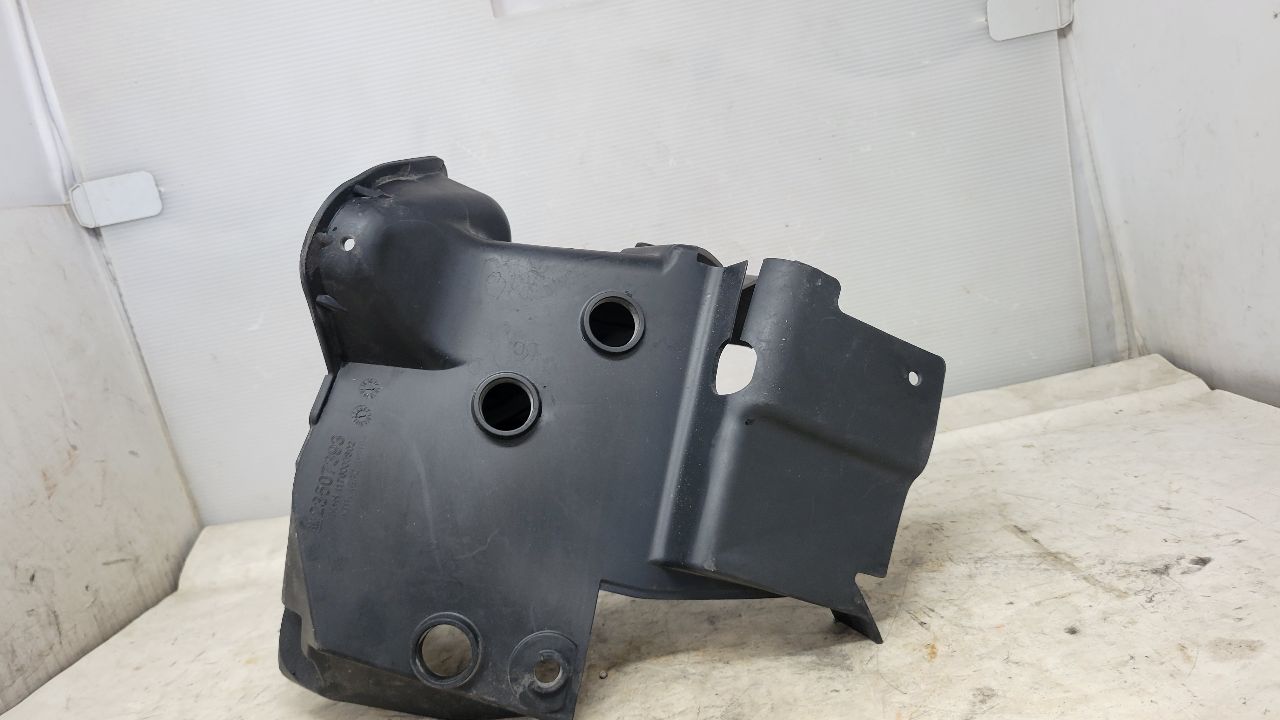 2018 CAMARO LOWER AIR CLEANER BAFFLE DUCT 29416 - image 13
