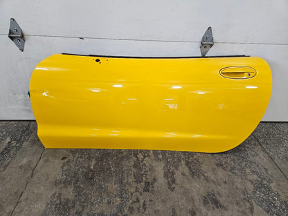 2000 CORVETTE LH DRIVER FRONT DOOR YELLOW 423G 29429 - image 1