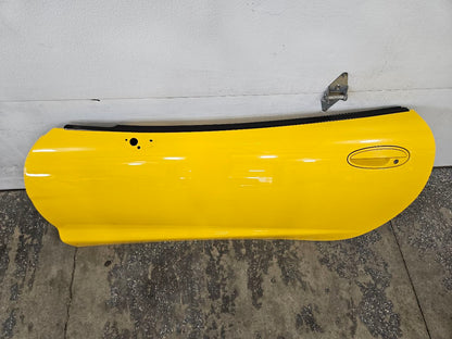2000 CORVETTE LH DRIVER FRONT DOOR YELLOW 423G 29429 - image 6