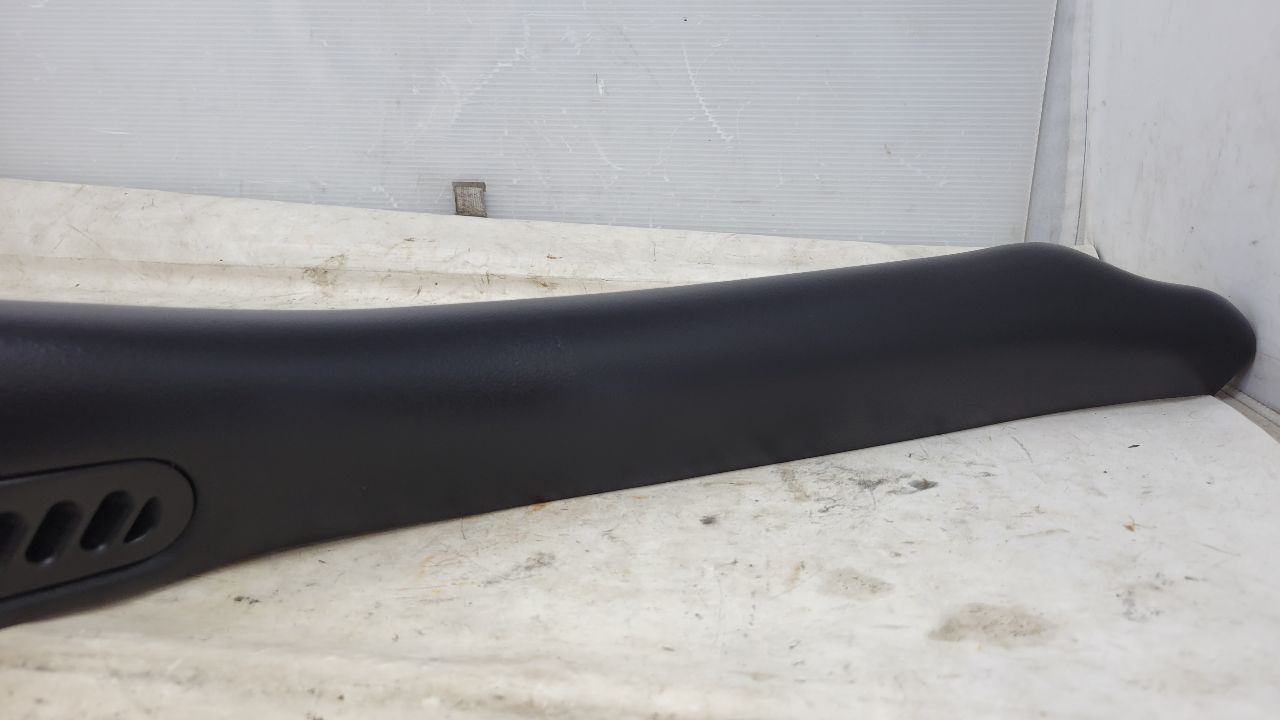 2000 CORVETTE RH INTERIOR A PILLAR TRIM 10247724 29433 - image 4