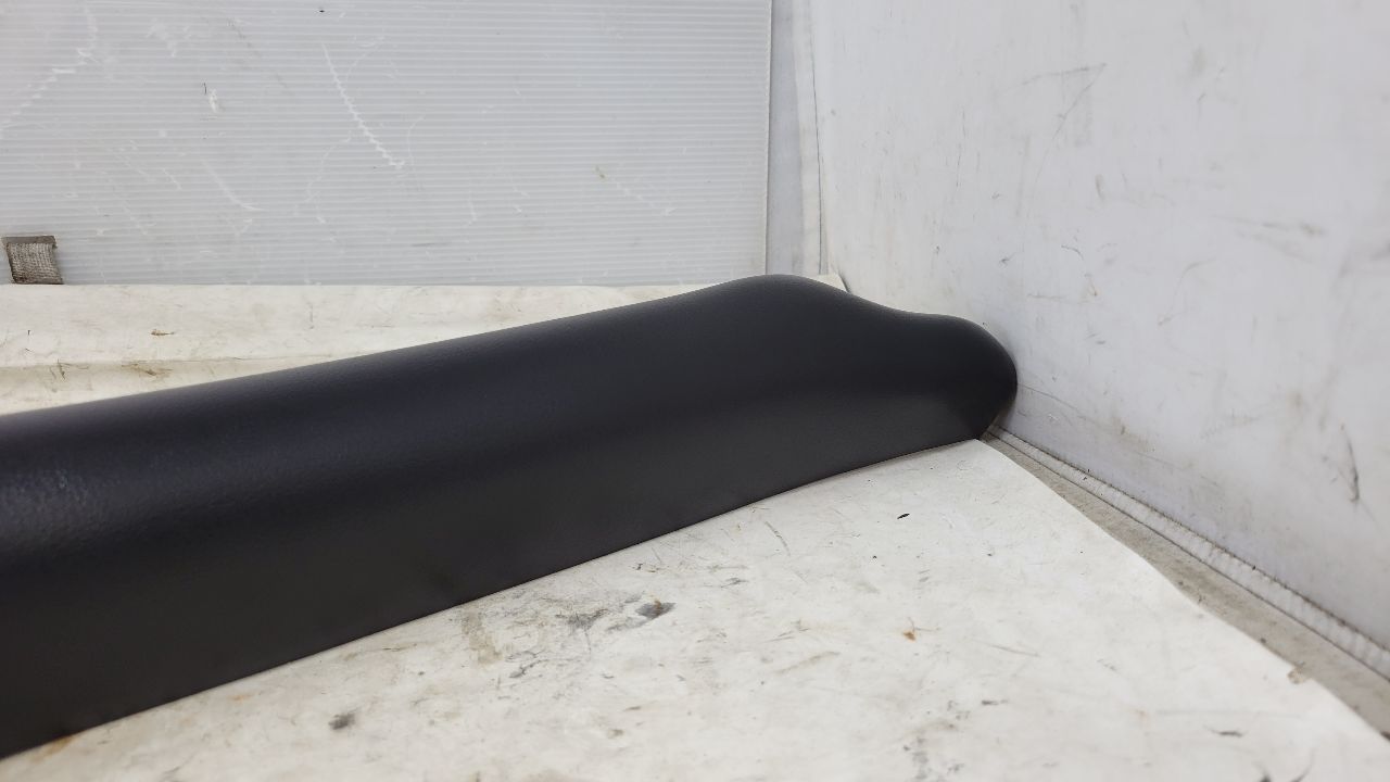 2000 CORVETTE RH INTERIOR A PILLAR TRIM 10247724 29433 - image 5