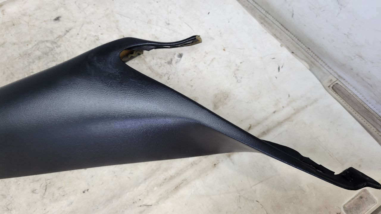 2000 CORVETTE RH INTERIOR A PILLAR TRIM 10247724 29433 - image 11
