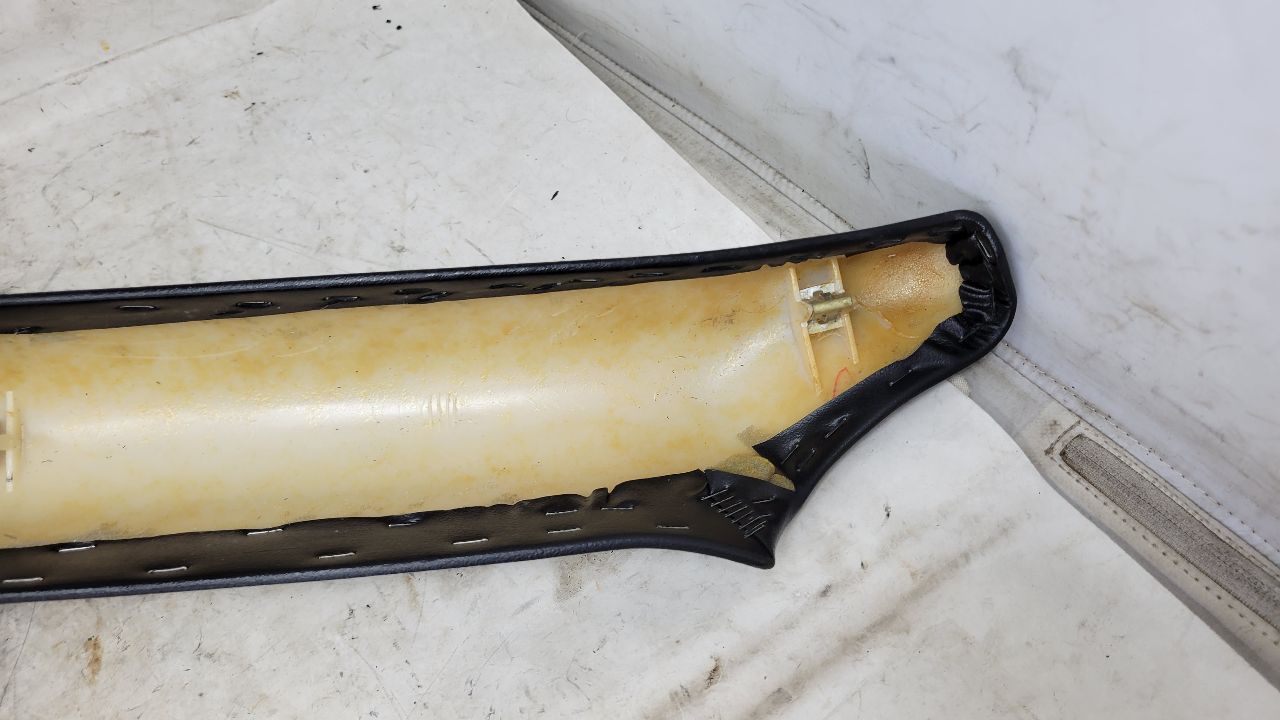 2000 CORVETTE RH INTERIOR A PILLAR TRIM 10247724 29433 - image 14