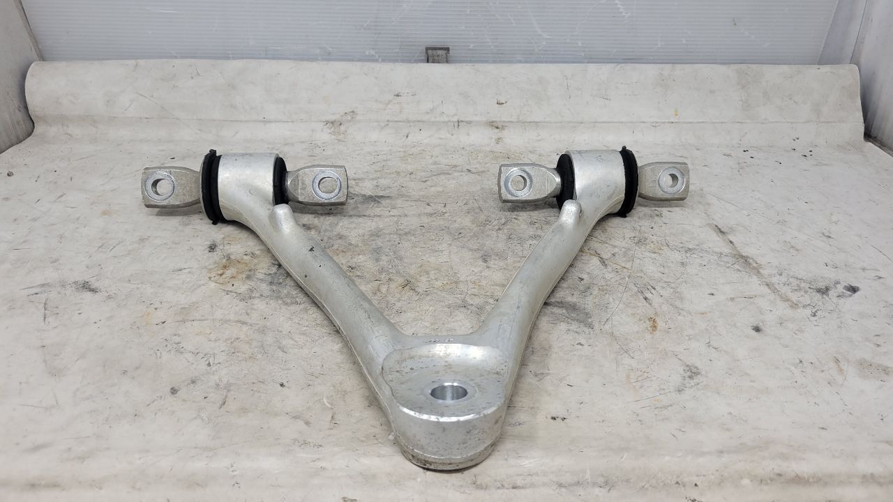 2000 CORVETTE RH PASSENGER UPPER CONTROL ARM 74K 29448 - image 1