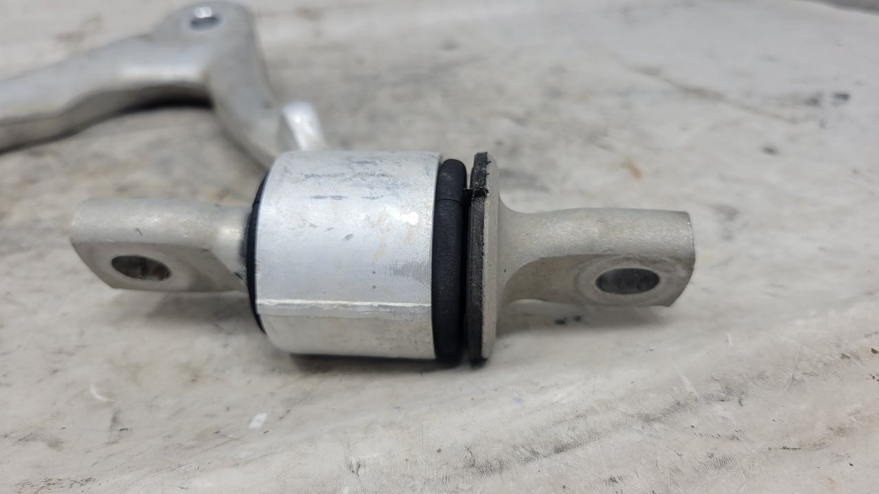 2000 CORVETTE RH PASSENGER UPPER CONTROL ARM 74K 29448 - image 3
