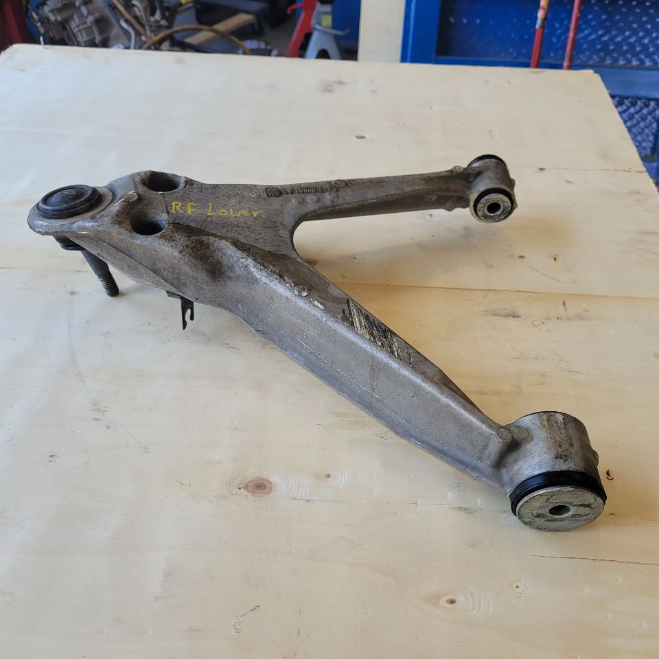 2000 CORVETTE RH FRONT LOWER CONTROL ARM 74K 29451 - image 5