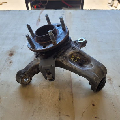 2000 CORVETTE RH FRONT SPINDLE & HUB 74K MI 29453 - image 1