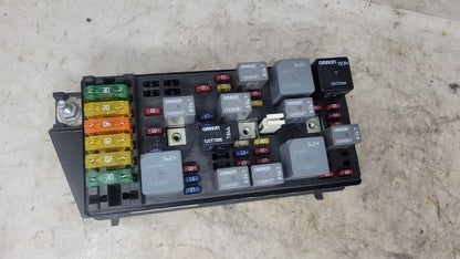2000 CORVETTE ENGINE FUSE BOX 15329394 29454 - image 5