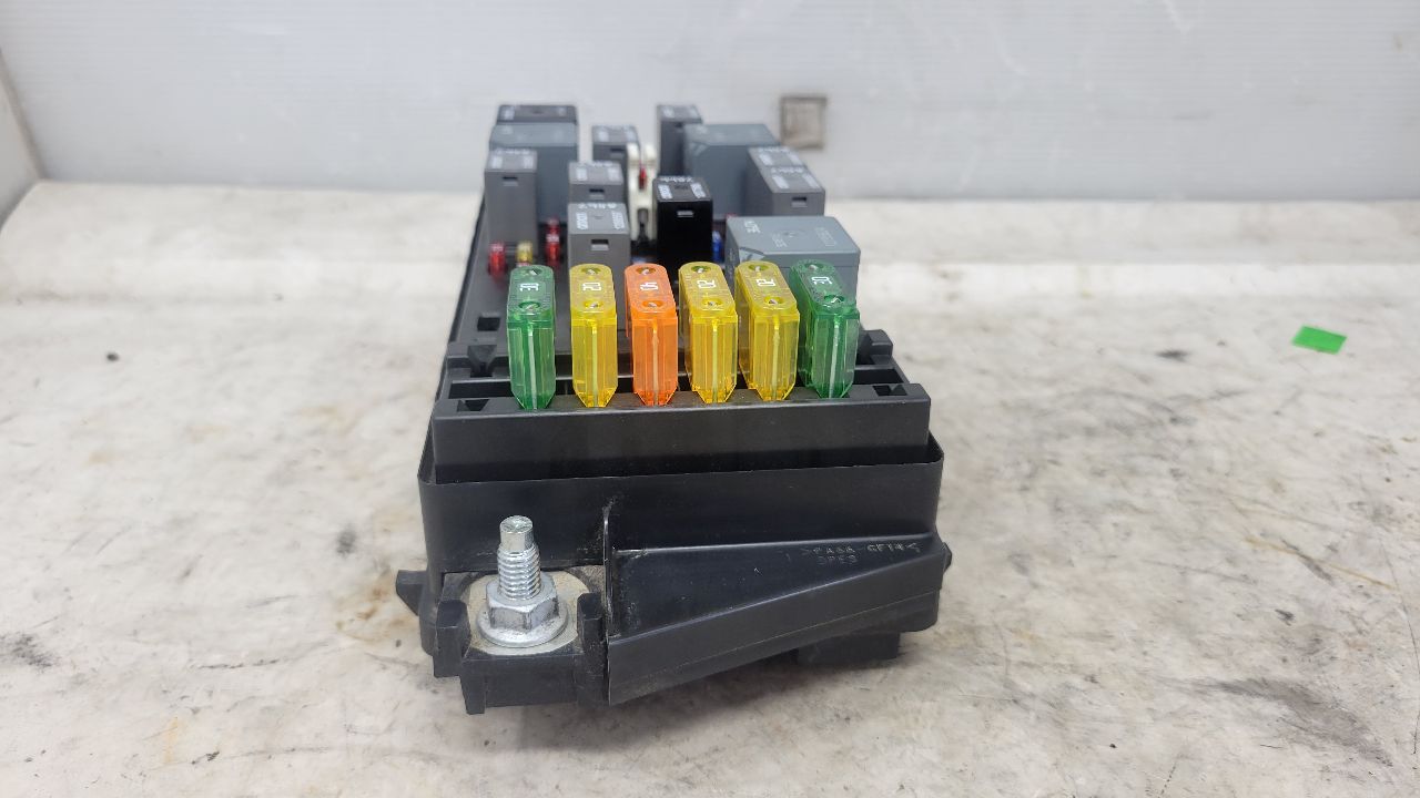 2000 CORVETTE ENGINE FUSE BOX 15329394 29454 - image 6