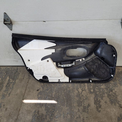 2000 CORVETTE RH DOOR PANEL BLACK W/ WINDOW SWITCH 29456 - image 5